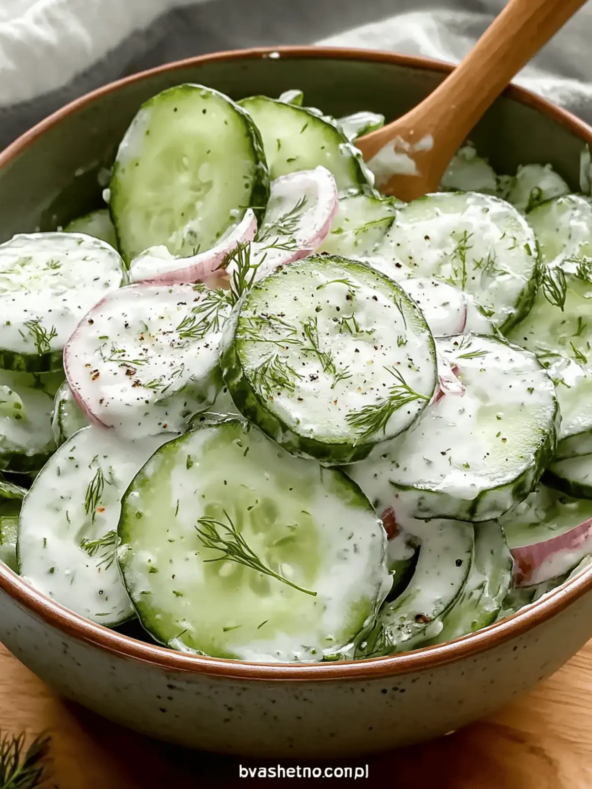 Easy Creamy Cucumber Salad