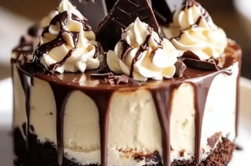 Hot Fudge Sundae Brownie Cheesecake