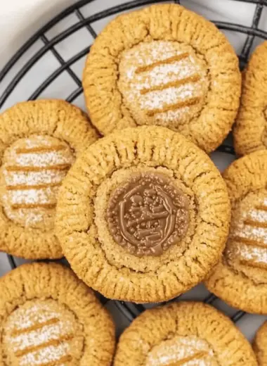 Hanukkah Gelt Cookies