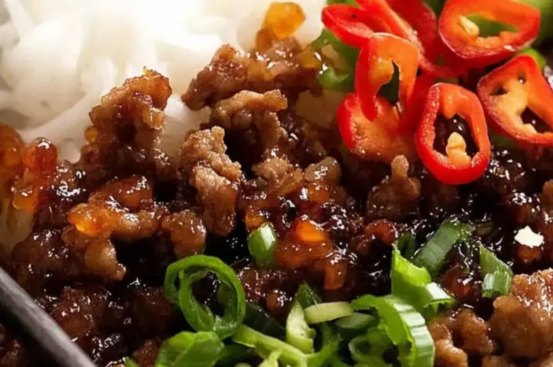 Vietnamese Caramelised Pork Bowls