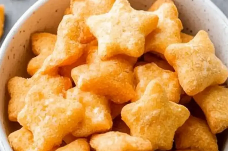 Homemade Cheese Crackers