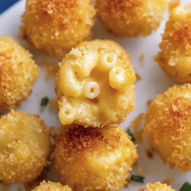 Crispy Baked Mac and Cheese Bites that Make You Smile 10 Crispy Baked Mac and Cheese Bites