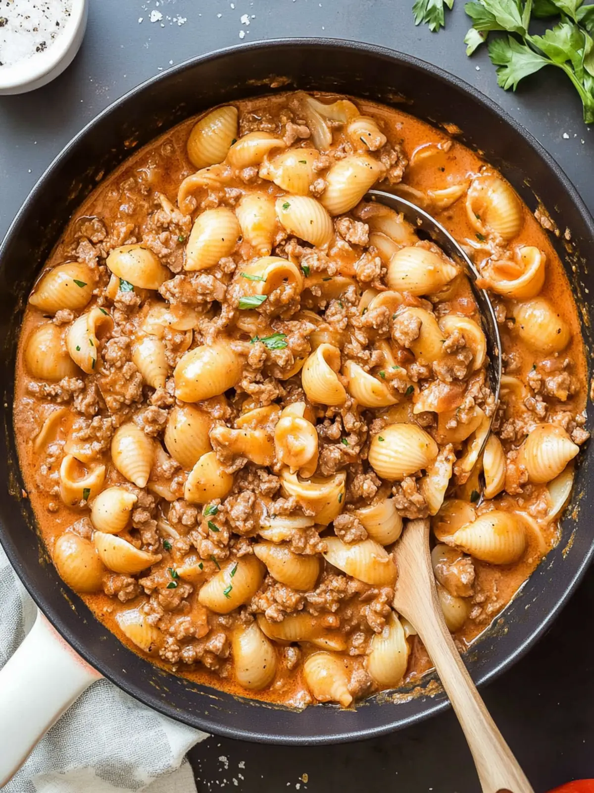 Creamy Beef and Shells That Will Wow Your Taste Buds 2 Creamy Beef and Shells