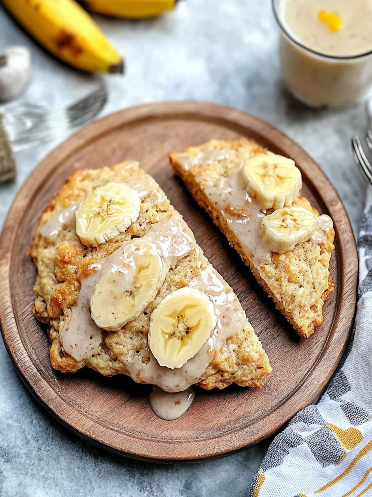 Banana Bread Scones with Creamy Cinnamon Glaze for Breakfast Bliss 4 Banana Bread Scones
