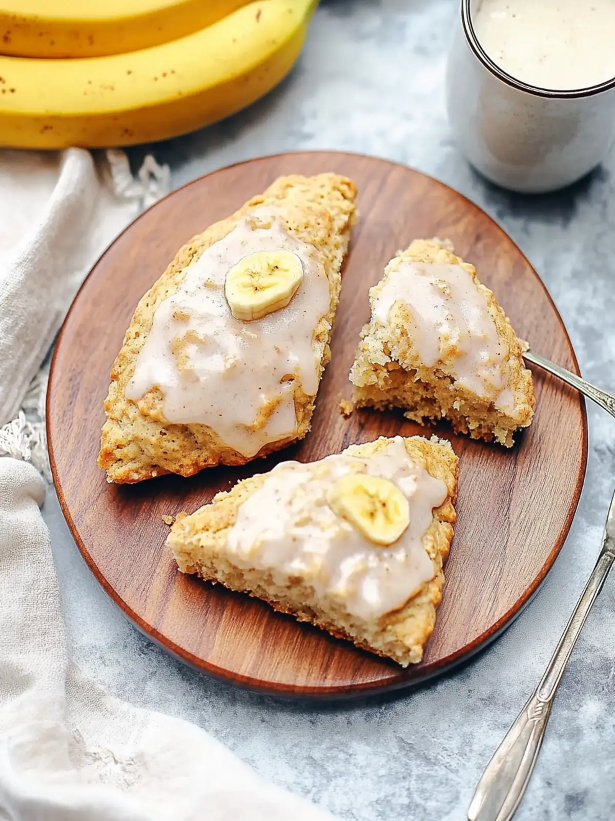 Banana Bread Scones with Creamy Cinnamon Glaze for Breakfast Bliss 3 Banana Bread Scones