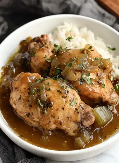 Slow Cooker Smothered Chicken